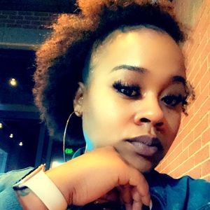 Meet your Posher, Shakrisha